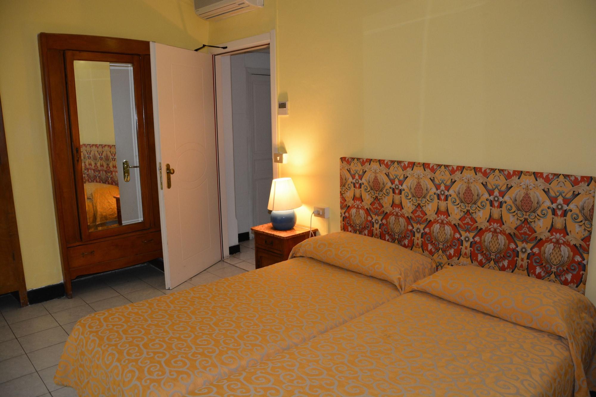 Hotel Alfieri Alassio Exteriör bild