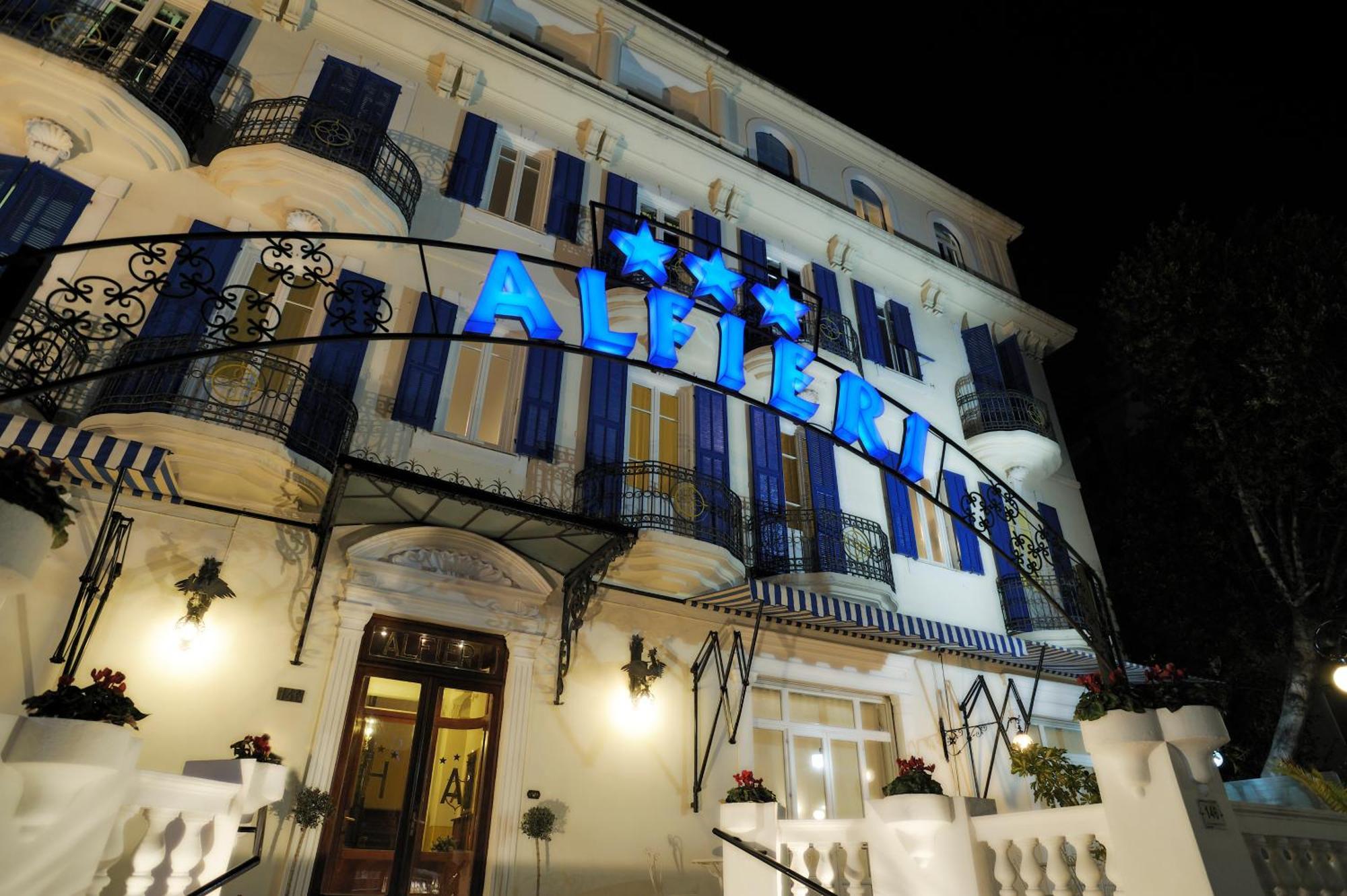 Hotel Alfieri Alassio Exteriör bild