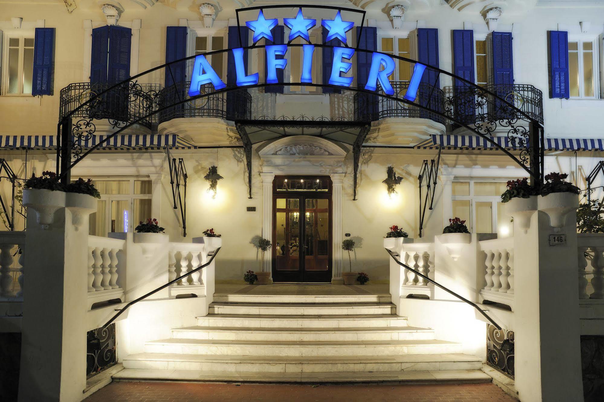 Hotel Alfieri Alassio Exteriör bild